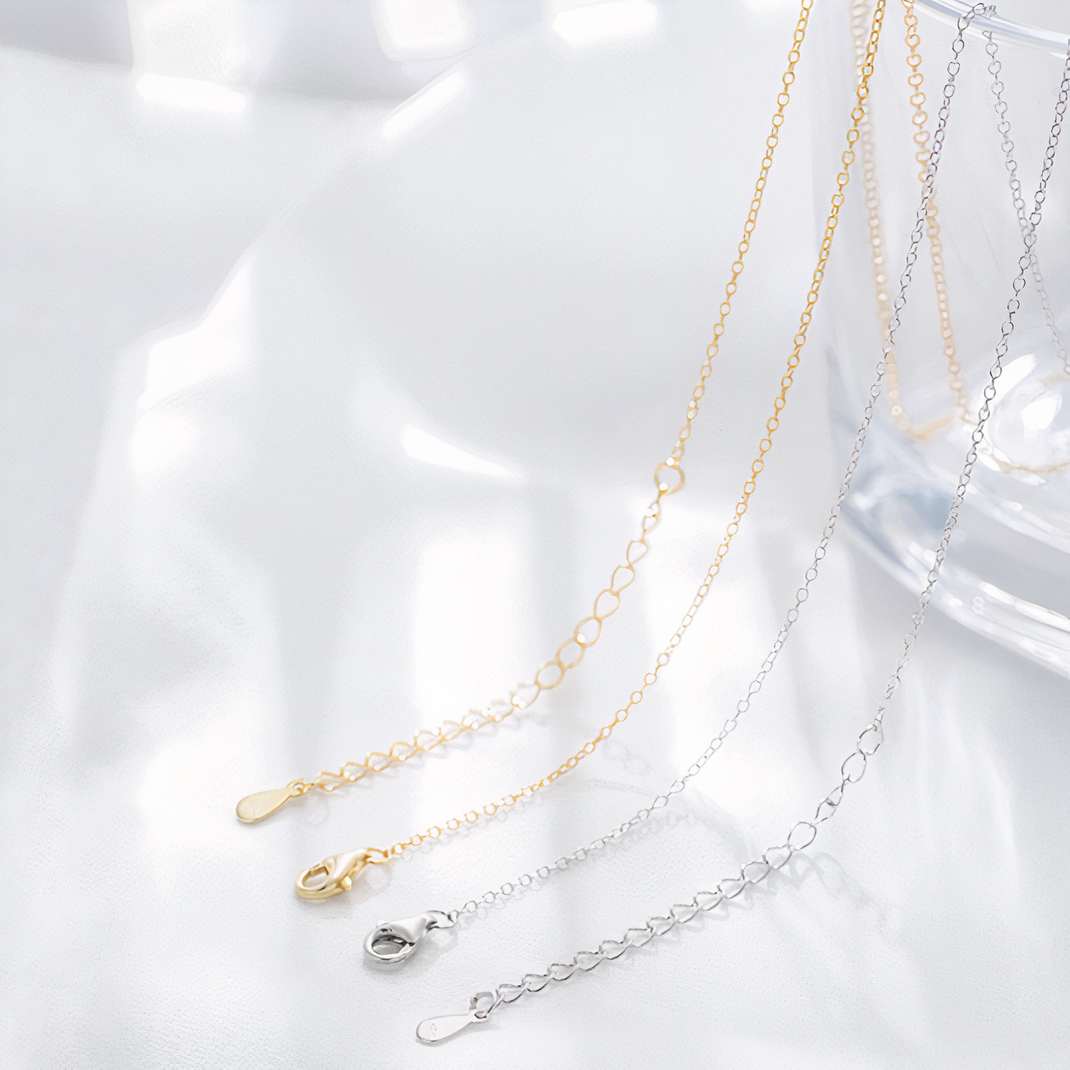 Pavé Circle Pendant Necklace